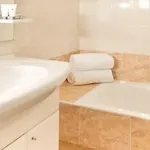 Park La Grave Hotel