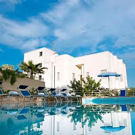 Park La Grave Hotel